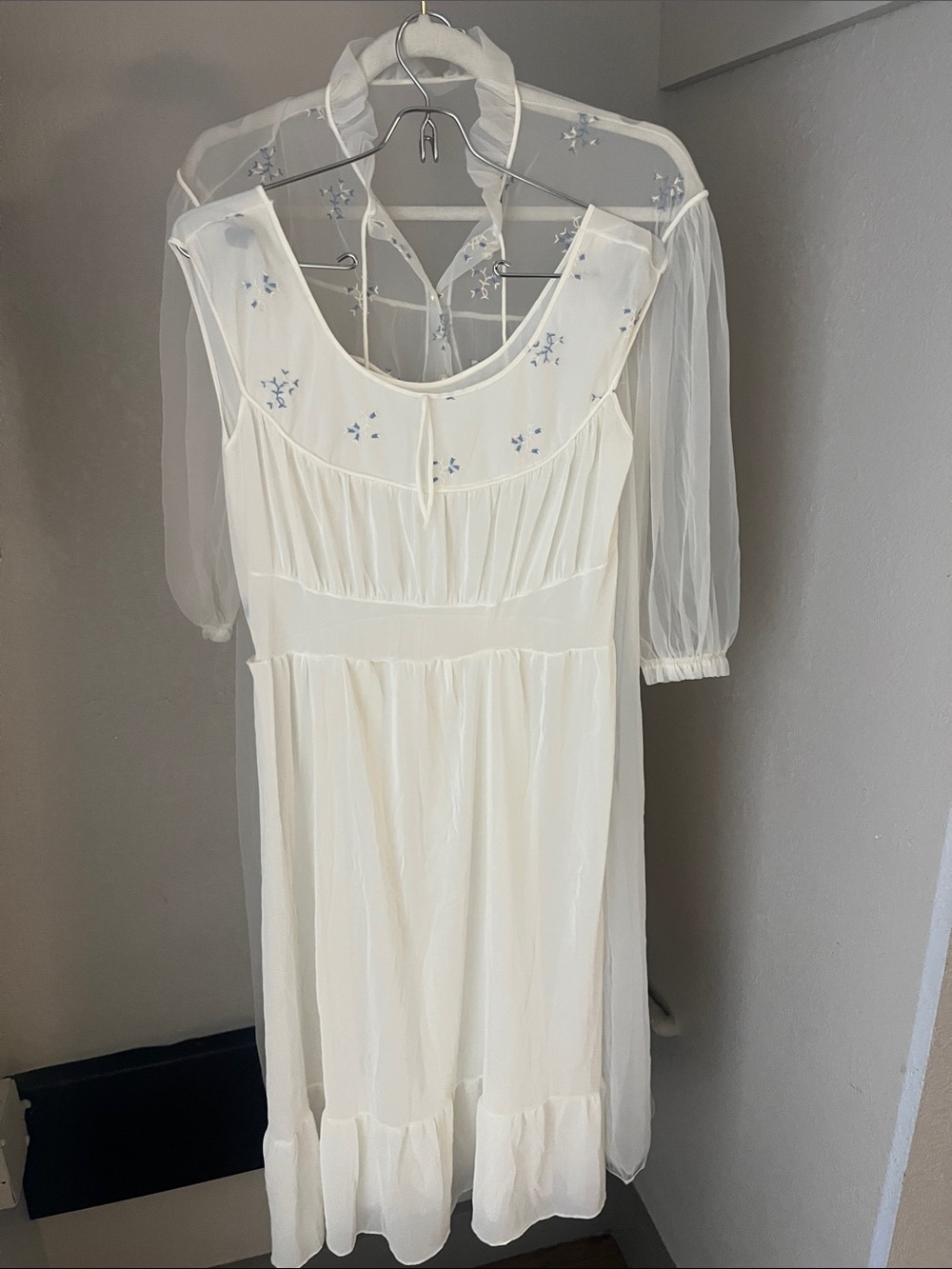 Vintage Sheer Ivory Nightdress Set - Lightweight Women